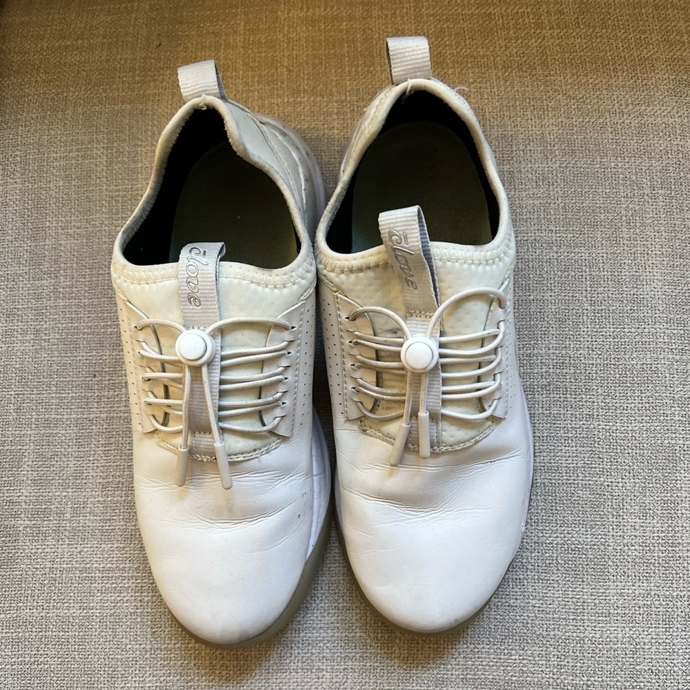 Clove Classic Comfort Nursing/Healthcare Shoes Sneakers Women’s Size 7.5 White